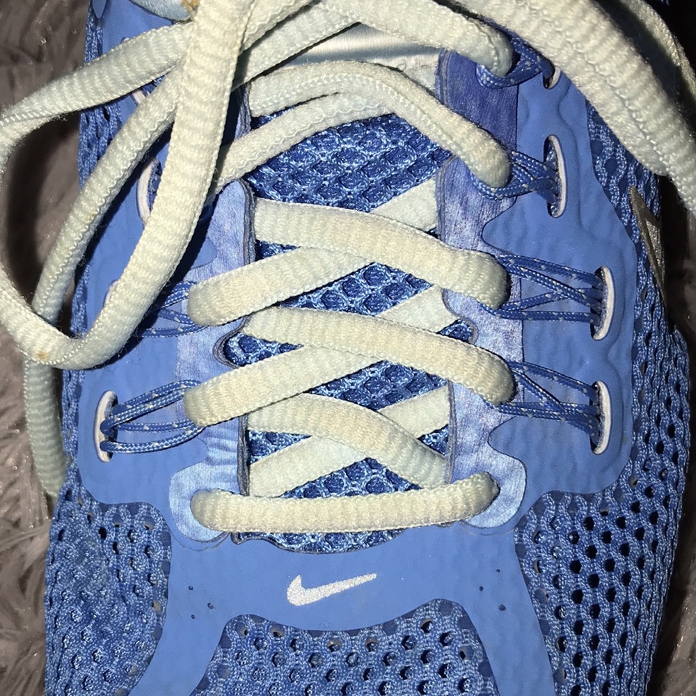 ⭐️Host Pick⭐️ Nike Air Max 7.5 - Picture 3 of 5
